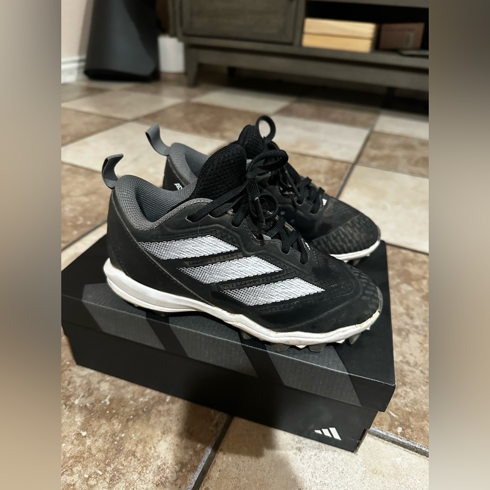 Baseball cleats size 13k